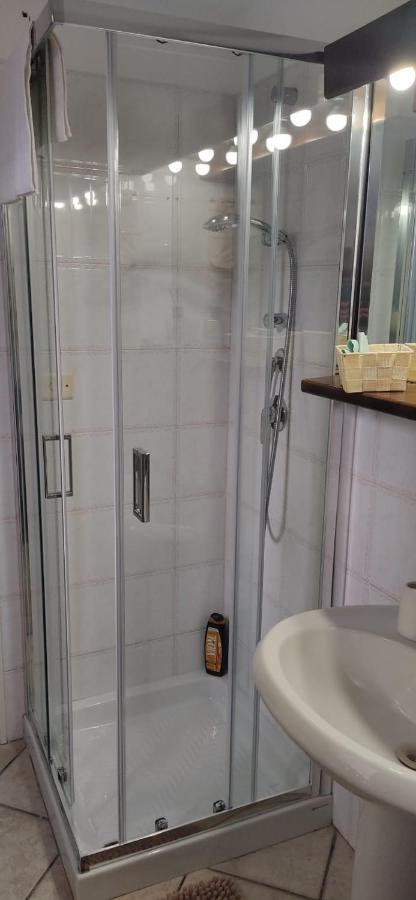 Casa Graziella Apartment Brindisi Luaran gambar